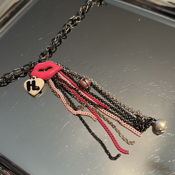 Harajuku Lovers Necklace - Picture 8 of 11